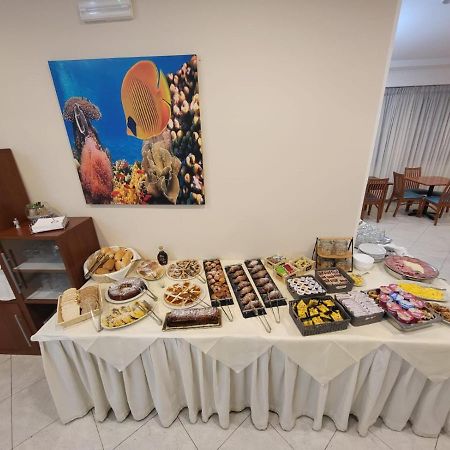 Hotel Savana Rimini Eksteriør billede