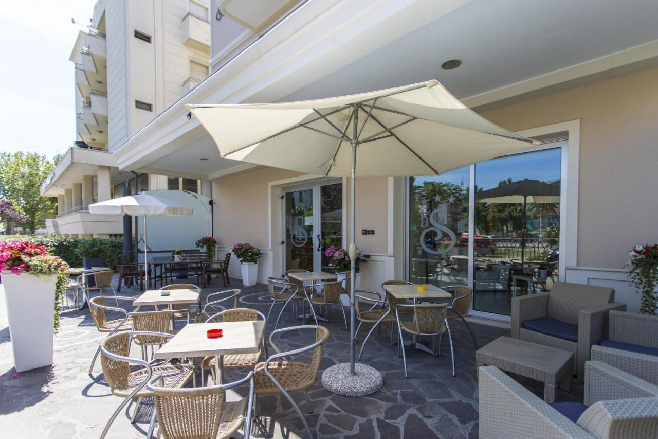 Hotel Savana Rimini Eksteriør billede