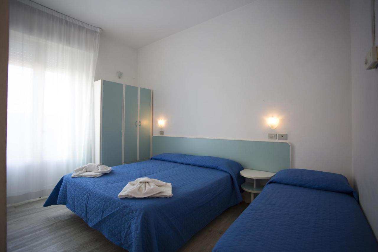 Hotel Savana Rimini Eksteriør billede