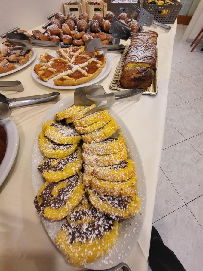 Hotel Savana Rimini Eksteriør billede
